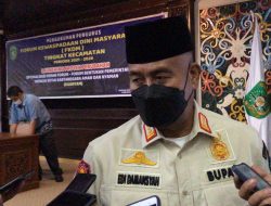 Bupati Kukar Pantau Pembangunan Listrik Tenaga Surya