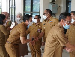 Hari Pertama Usai Libur Panjang, ASN dan TK2D Semangat Kembali Bekerja.