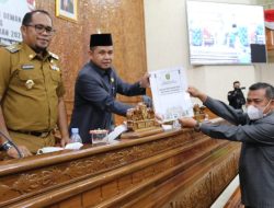 Enam Fraksi DPRD KUTIM Menerima Dengan Catatan Raperda Pertanggungjawaban Pelaksanaan APBD 2021
