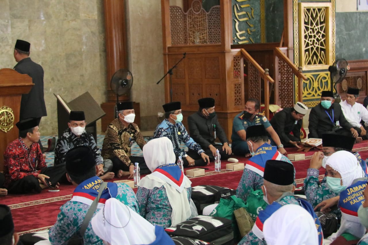Pelepasan 83 Jemaah Haji Kabupaten Kutai Timur