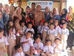 Resmikan TKN 3 Muara Ancalong, Ardiansyah Minta Disdikbud Pertimbangkan Penambahan Sekolah Baru