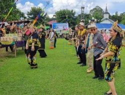 Bupati Kutim Resmi Buka Panen Padi Dasa Long Lees, Kecamatan Busang
