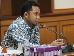 Fokus Anggaran pada Kebutuhan Baju Sekolah